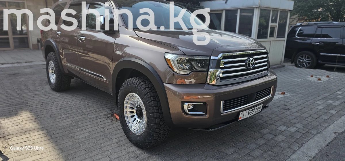 Toyota Sequoia II Рестайлинг 2019
