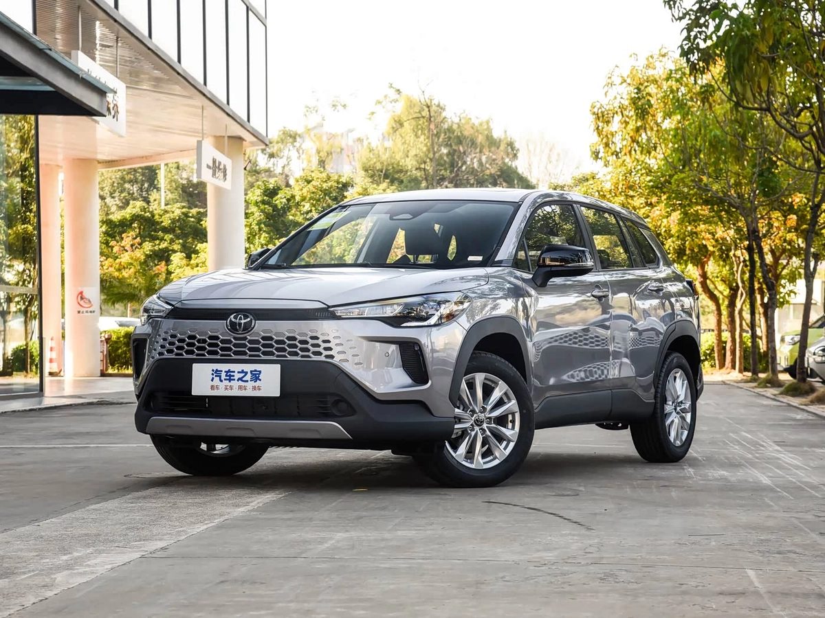 Toyota Corolla Cross I 2026