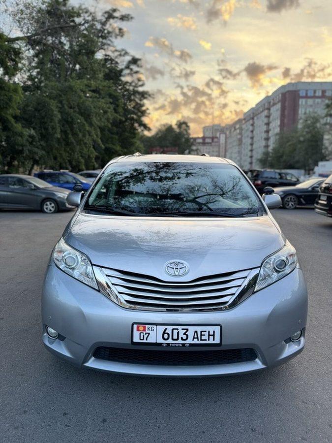 Toyota Sienna