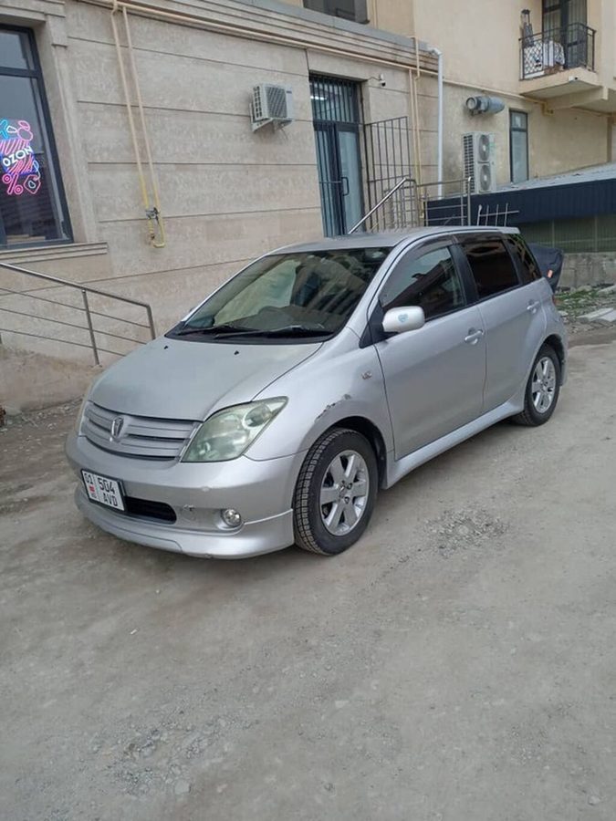 Toyota Ist
