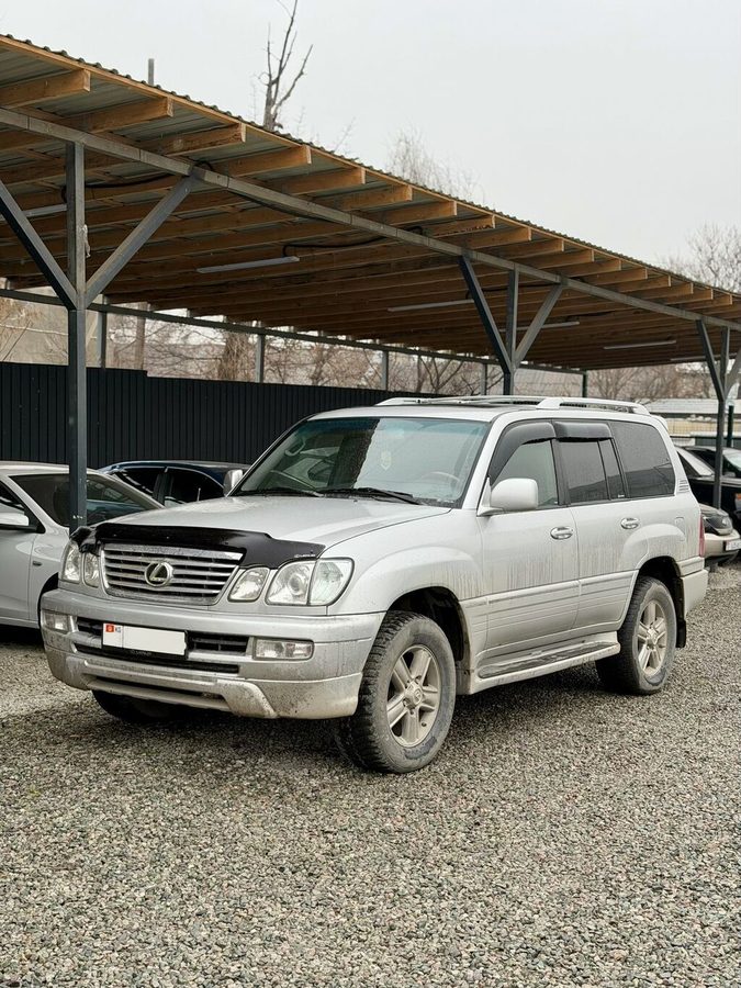 Lexus LX