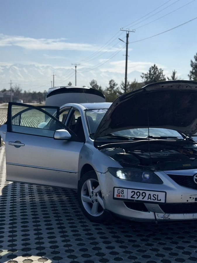 Mazda 6