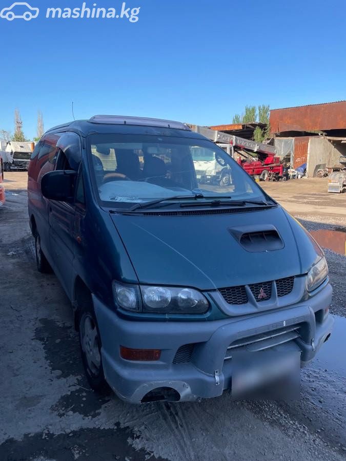Mitsubishi Delica