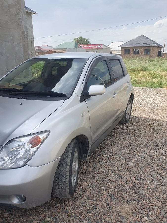 Toyota Ist I 2002