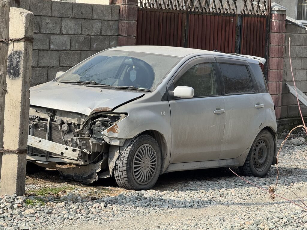Toyota Ist