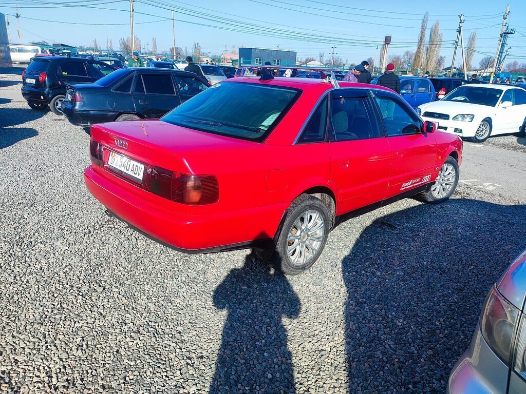 Audi 100
