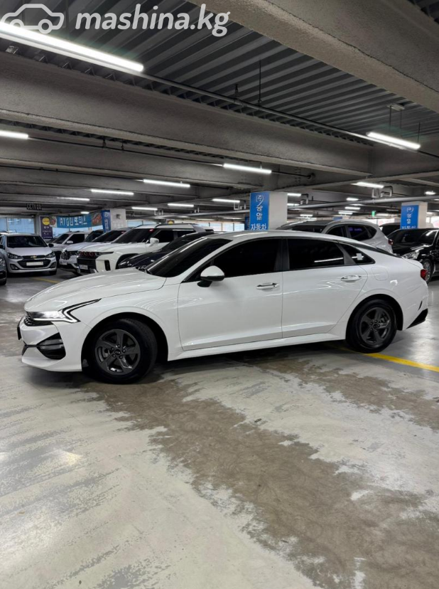 Kia K5 III