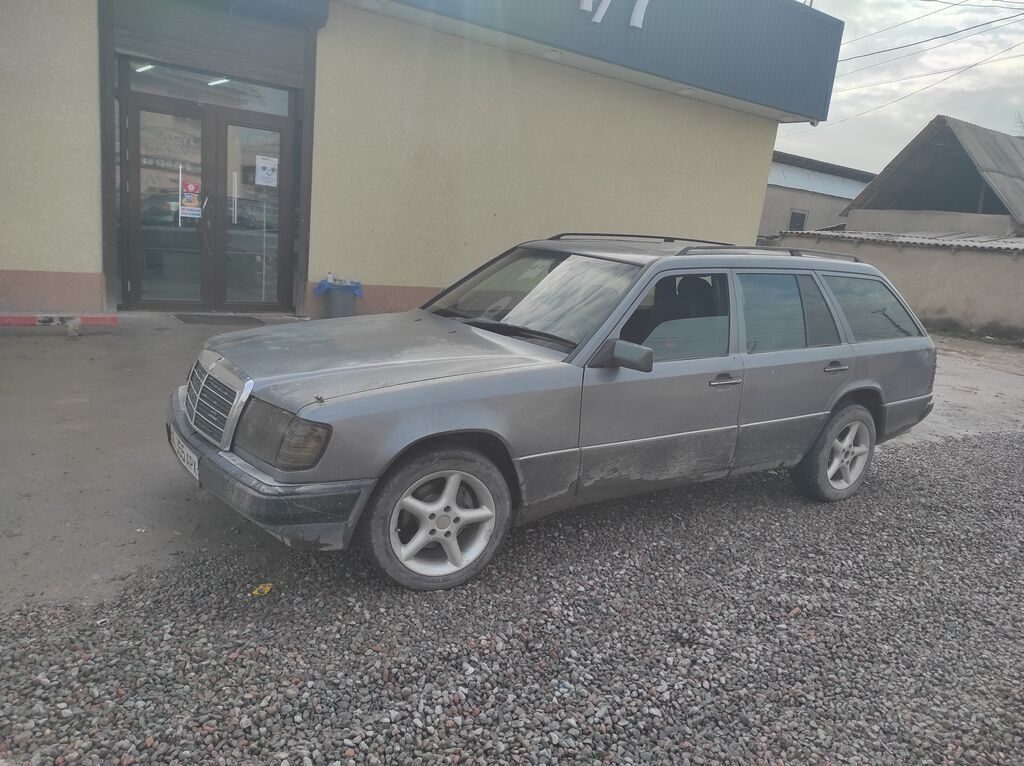Mercedes-Benz W124