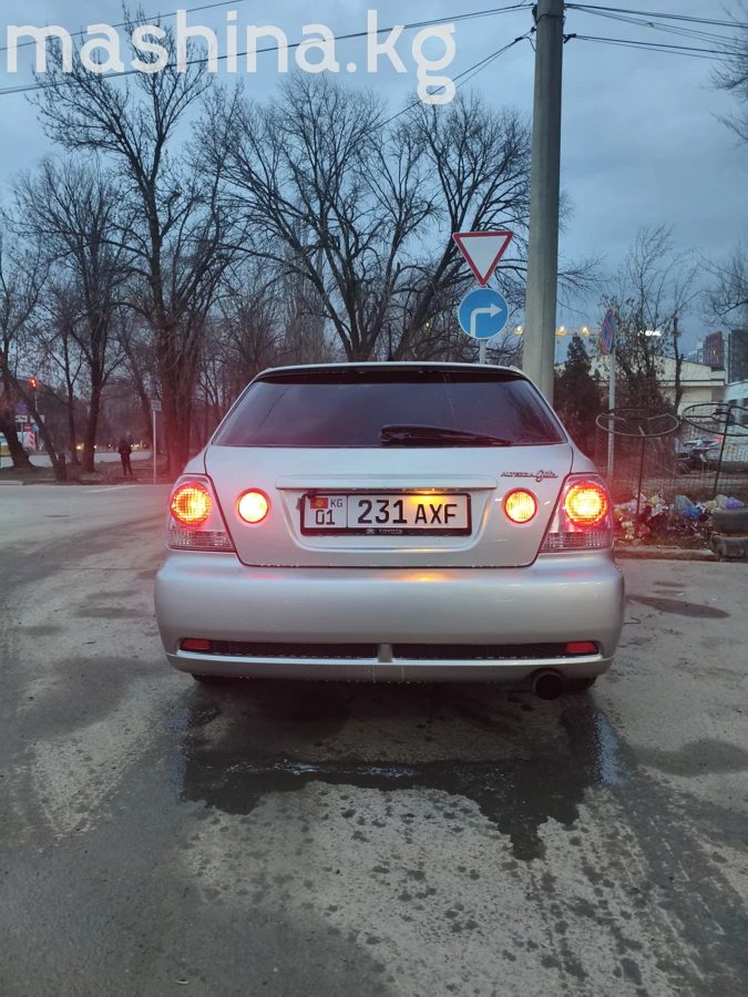 Toyota Altezza 2003