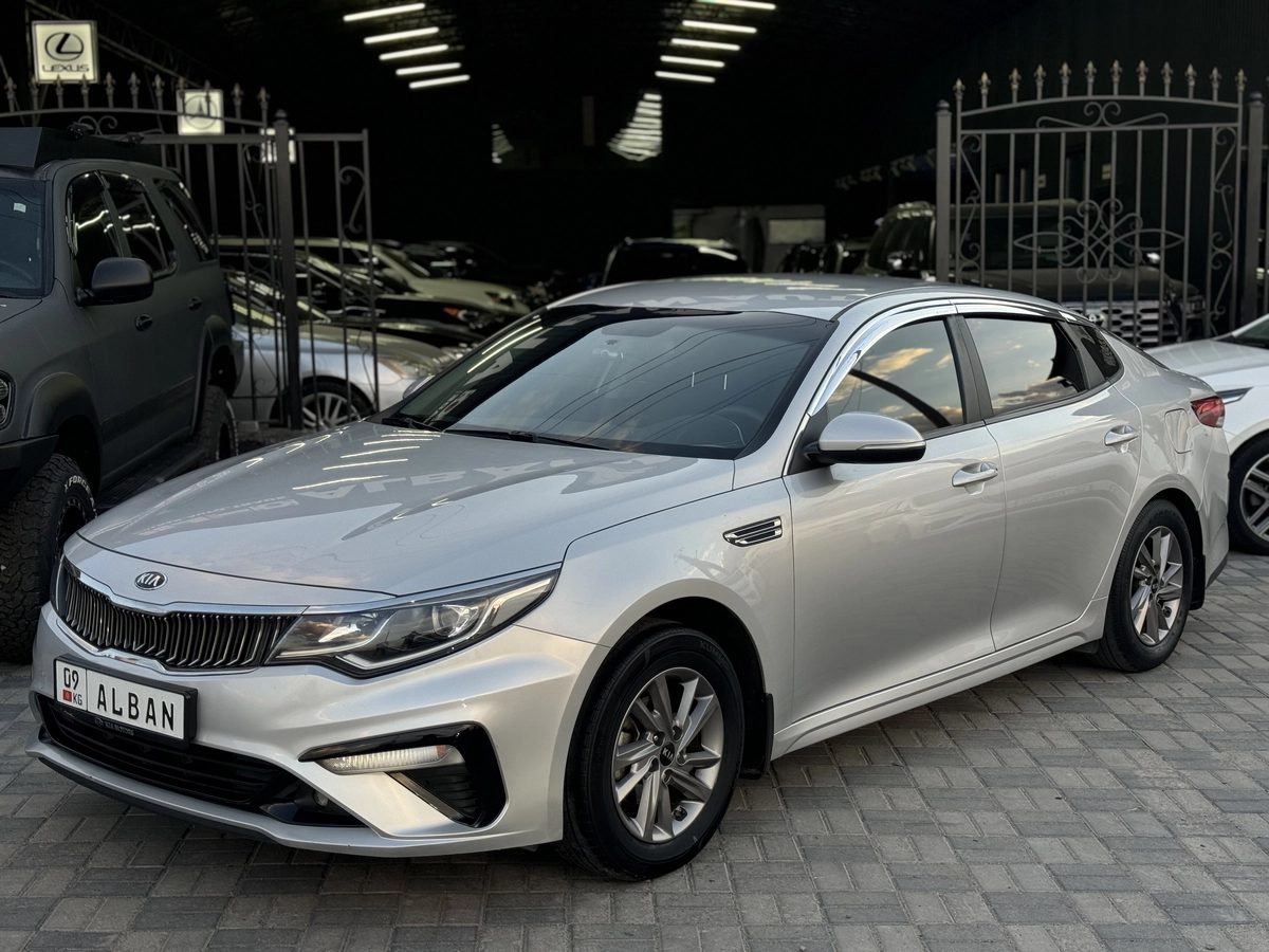 Kia K5 II 2.0 AT