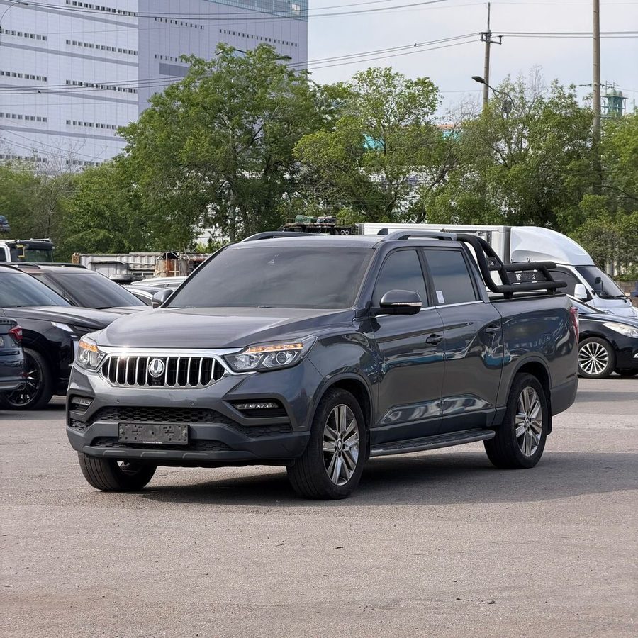 Ssangyong Rexton Khan