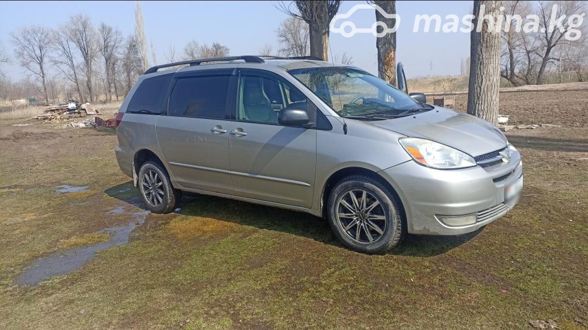 Toyota Sienna II