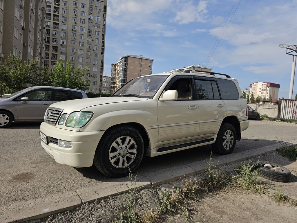 Lexus LX