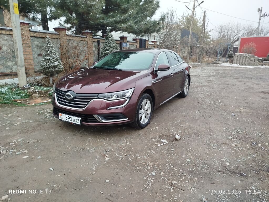 Renault SM6