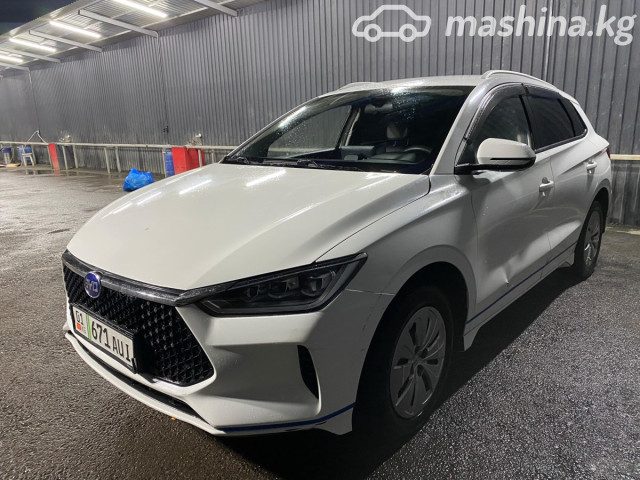 BYD E2