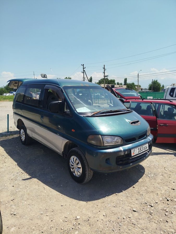 Mitsubishi Delica