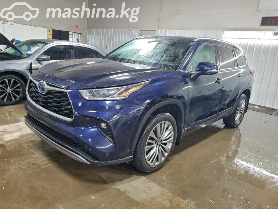 Toyota Highlander IV (U70)