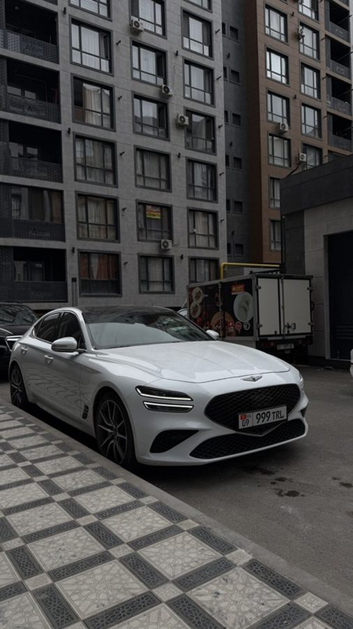 Hyundai Genesis