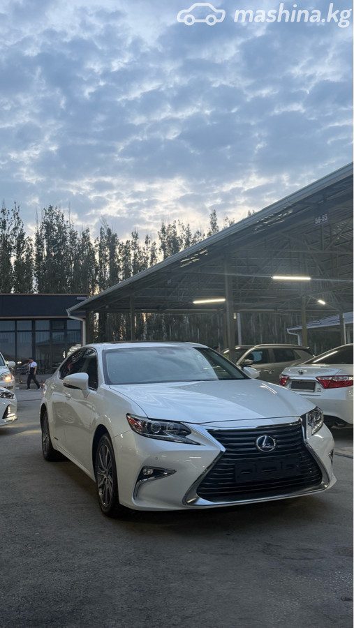 Lexus ES