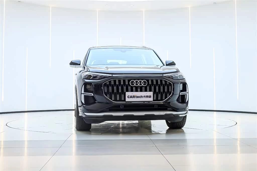 Audi Q6 2024