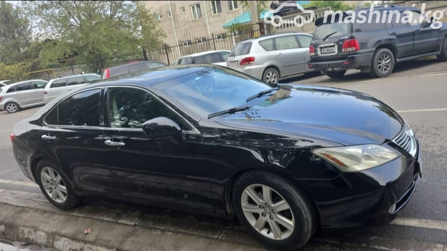 Lexus ES V