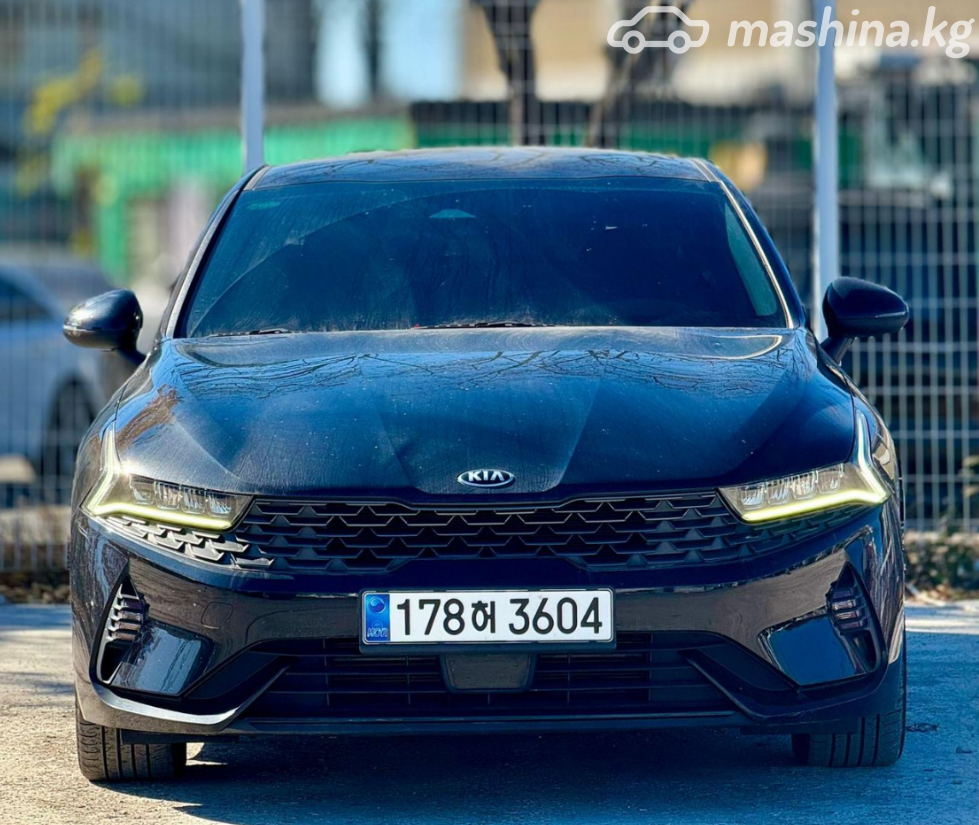 Kia K5 III