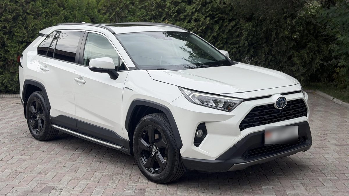 Toyota RAV4 V (XA50) 2020