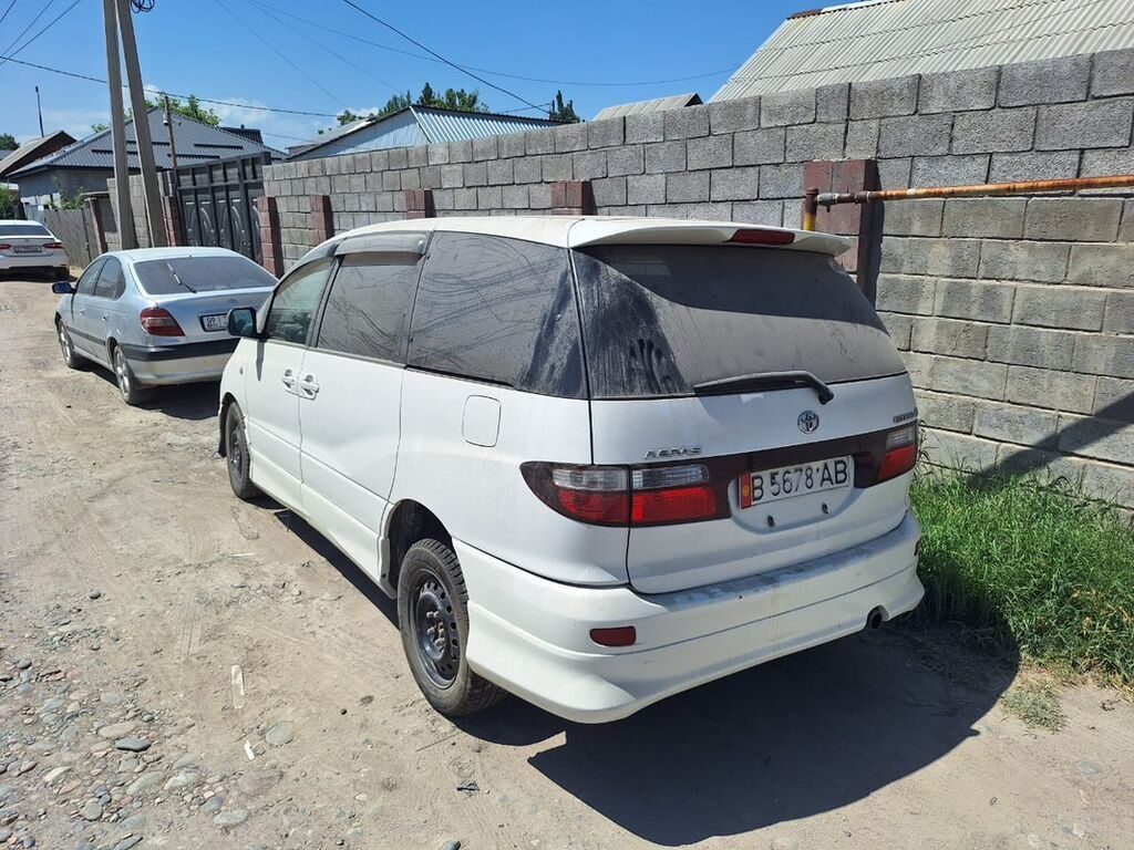 Toyota Estima