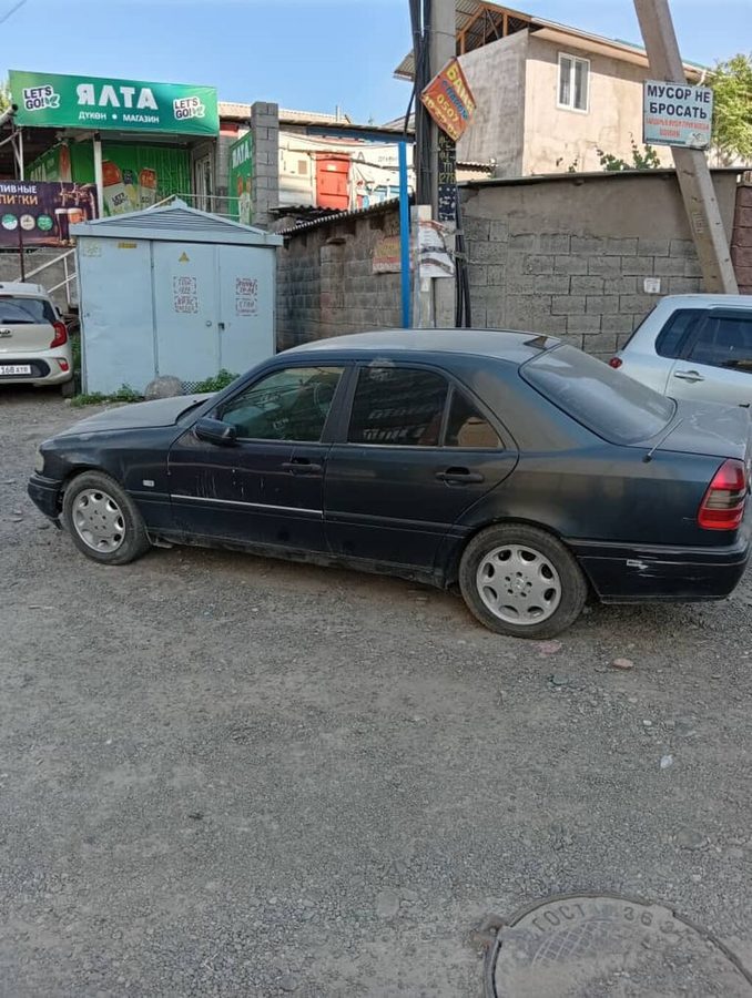 Mercedes-Benz C-Class