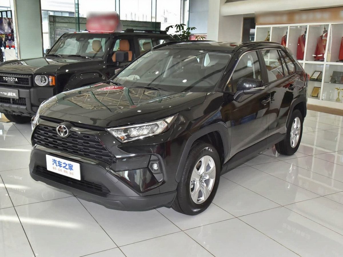 Toyota RAV4 V (XA50)