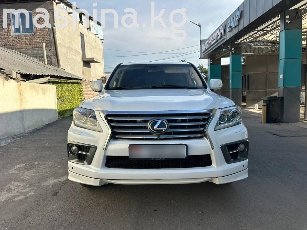 Lexus LX III 2008
