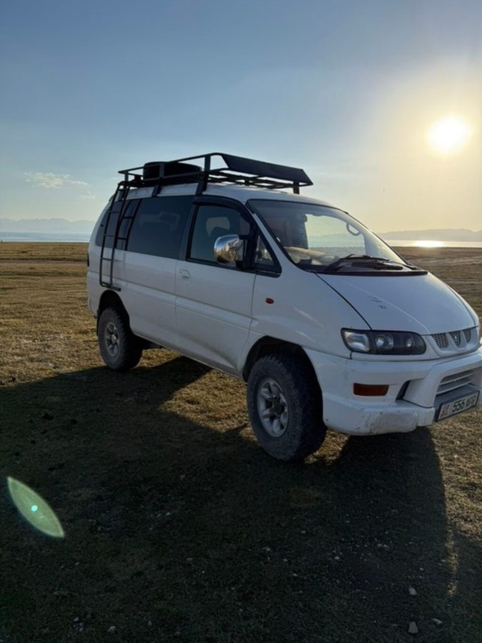 Mitsubishi Delica