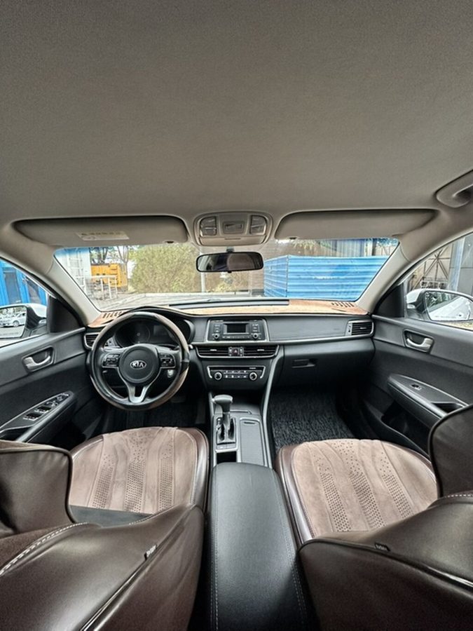 Kia K5