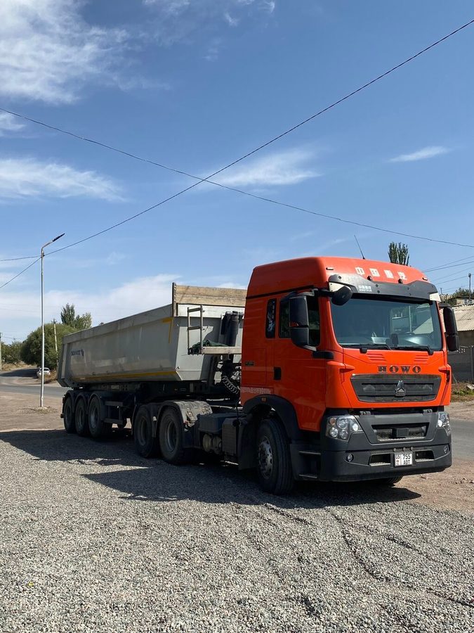 Хова ТХ 460. Тигач, Тонар shmits. колисо круг масло. общий тара 15 тон