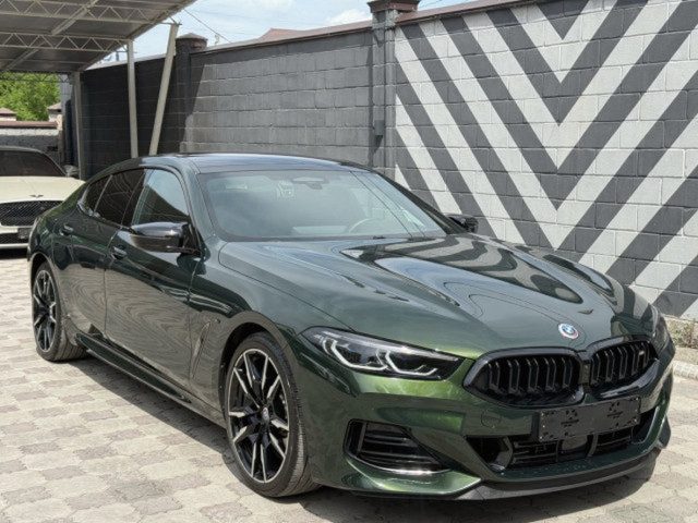 BMW 8 серии