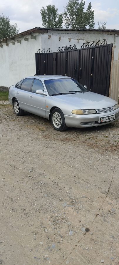 Mazda Cronos