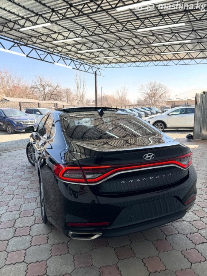 Hyundai Grandeur VI