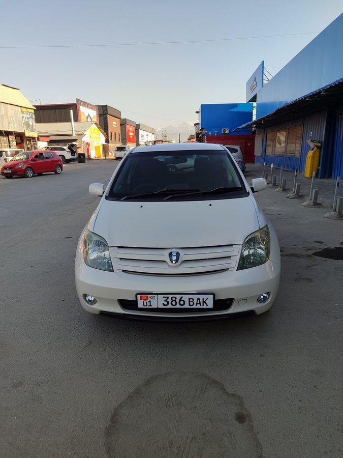 Toyota Ist
