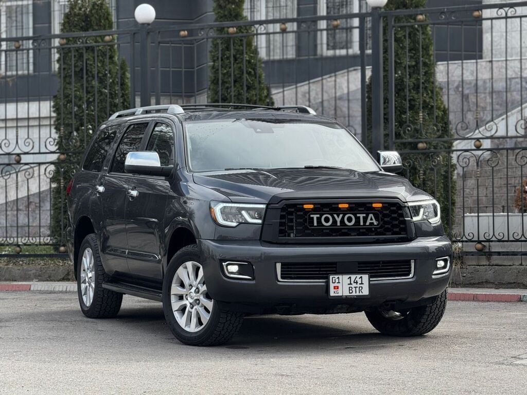 Toyota Sequoia