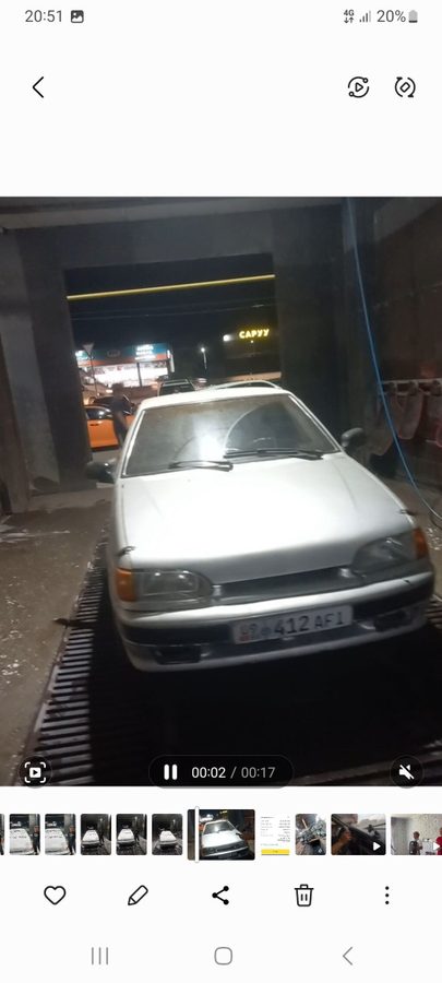 Продаётся легковой автомобиль седан белого цвета. Основные