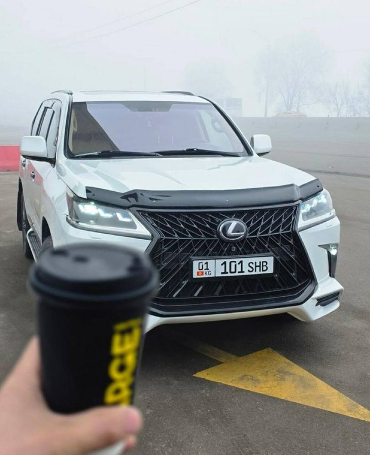 Lexus LX