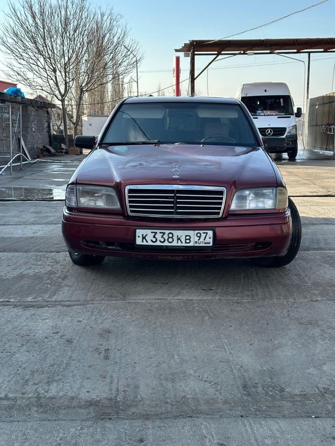 Mercedes-Benz C-Class
