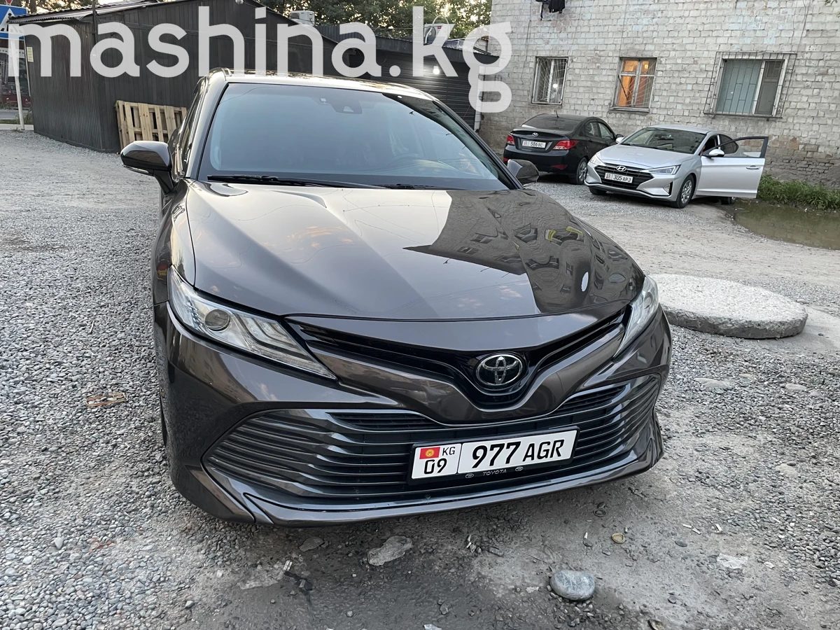 Toyota Camry VIII (XV70) 2018