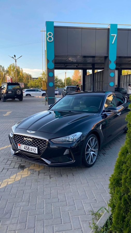 Hyundai Genesis