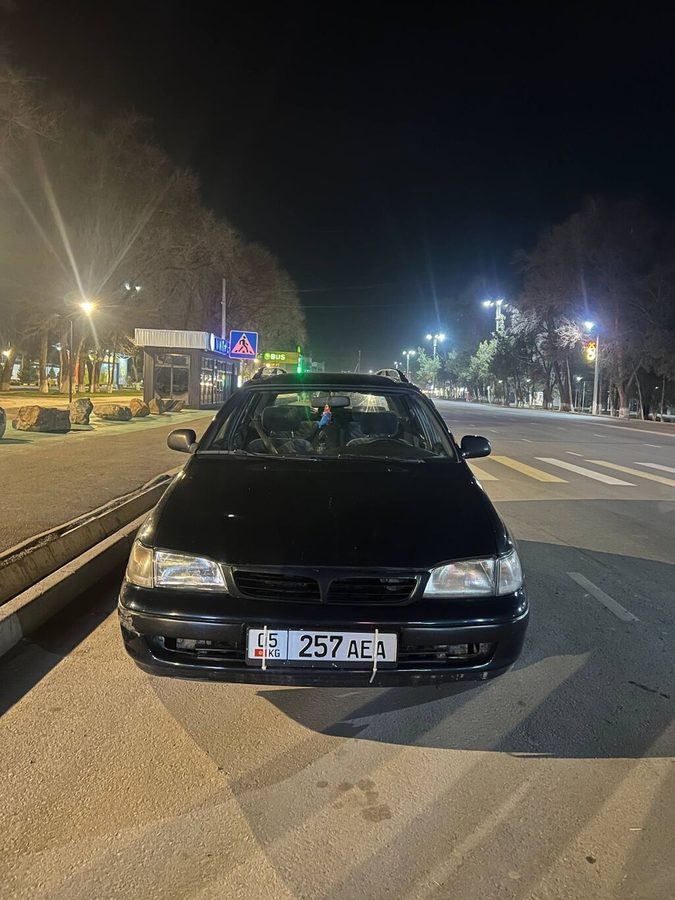 Toyota Carina E