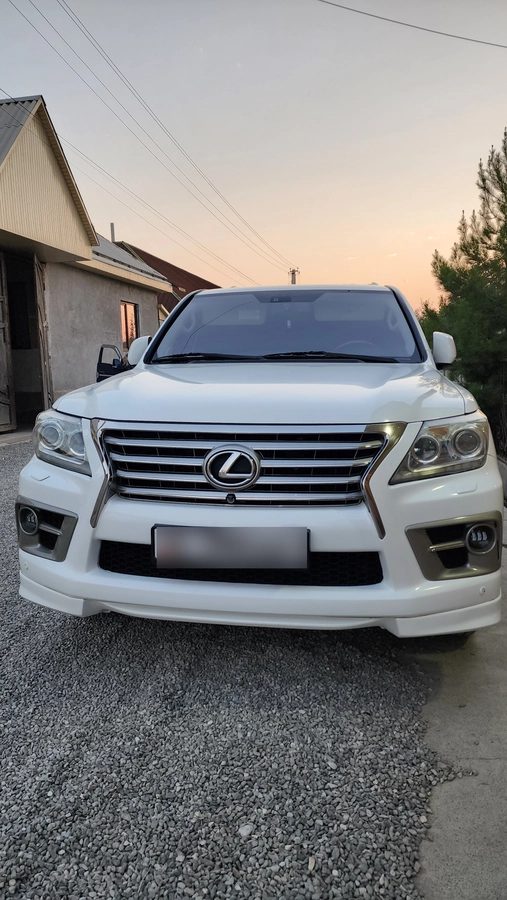 Lexus LX III Рестайлинг 570 5.7 AT 4WD