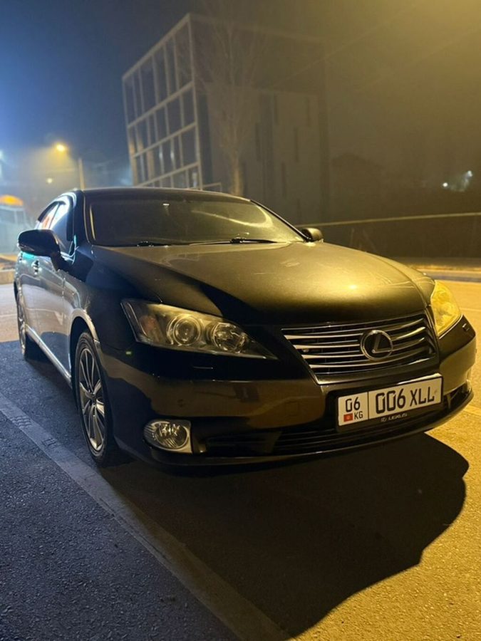 Lexus ES
