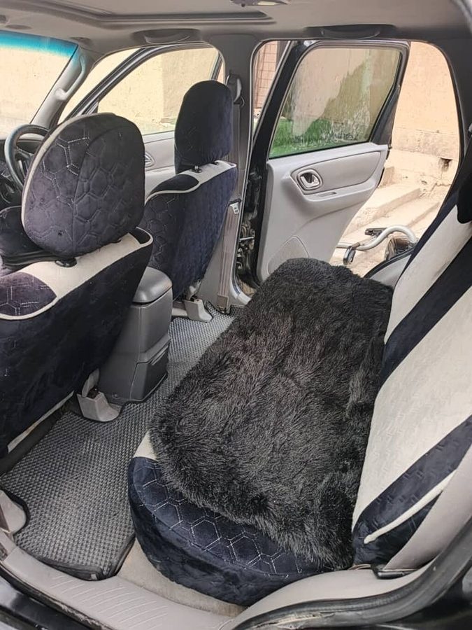 Mazda Tribute