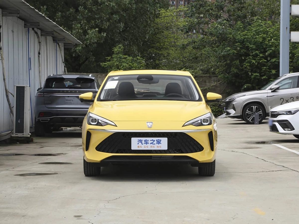Roewe i5 I Рестайлинг 2026