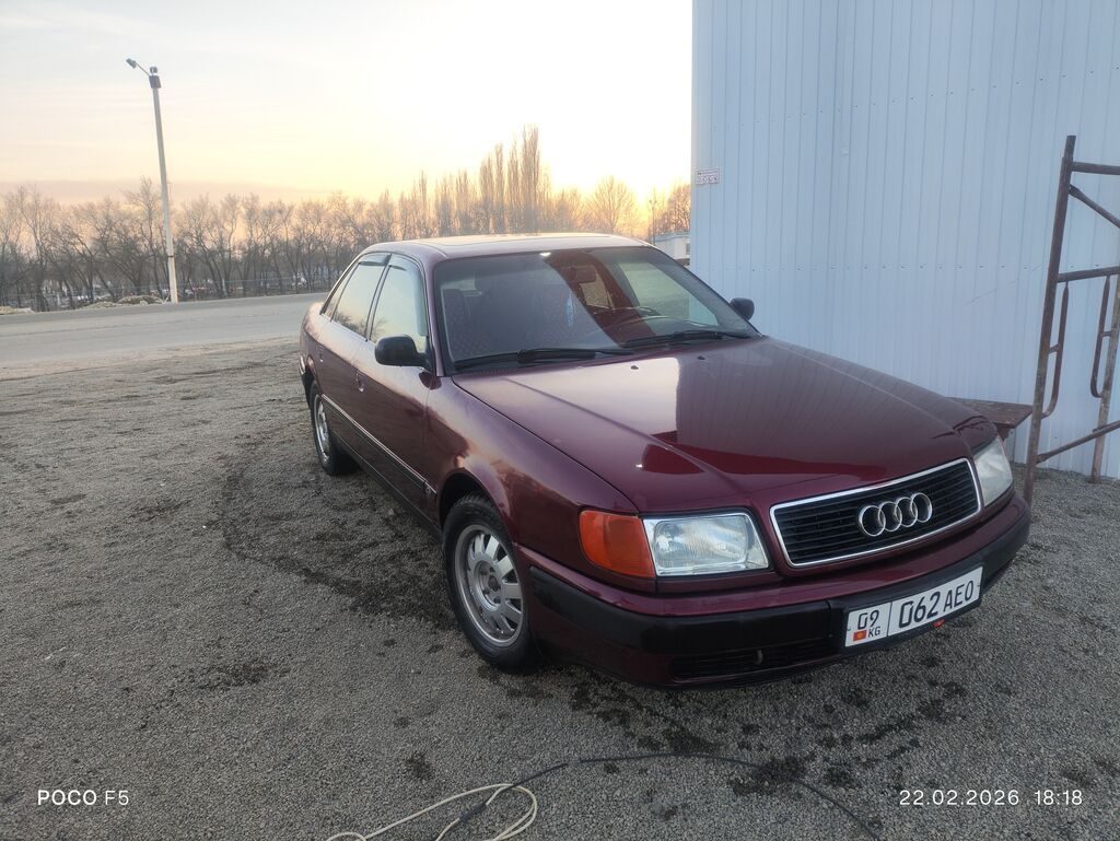 Audi 100